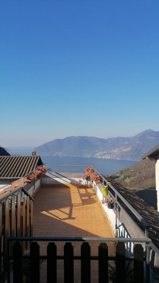 Casa Vacanze 'La Piazza' Villa Zone Екстериор снимка