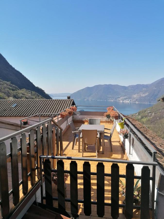Casa Vacanze 'La Piazza' Villa Zone Екстериор снимка