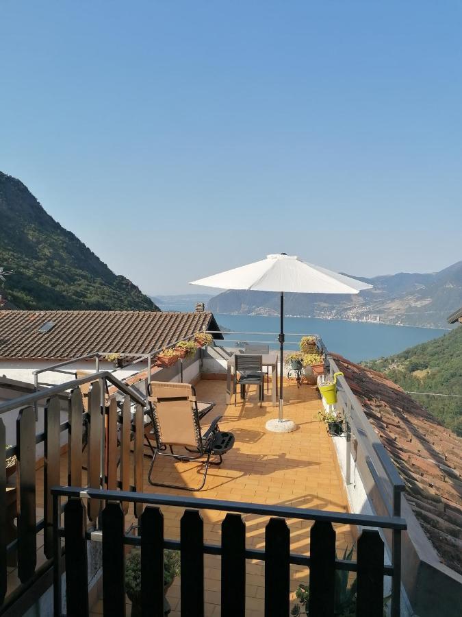 Casa Vacanze 'La Piazza' Villa Zone Екстериор снимка