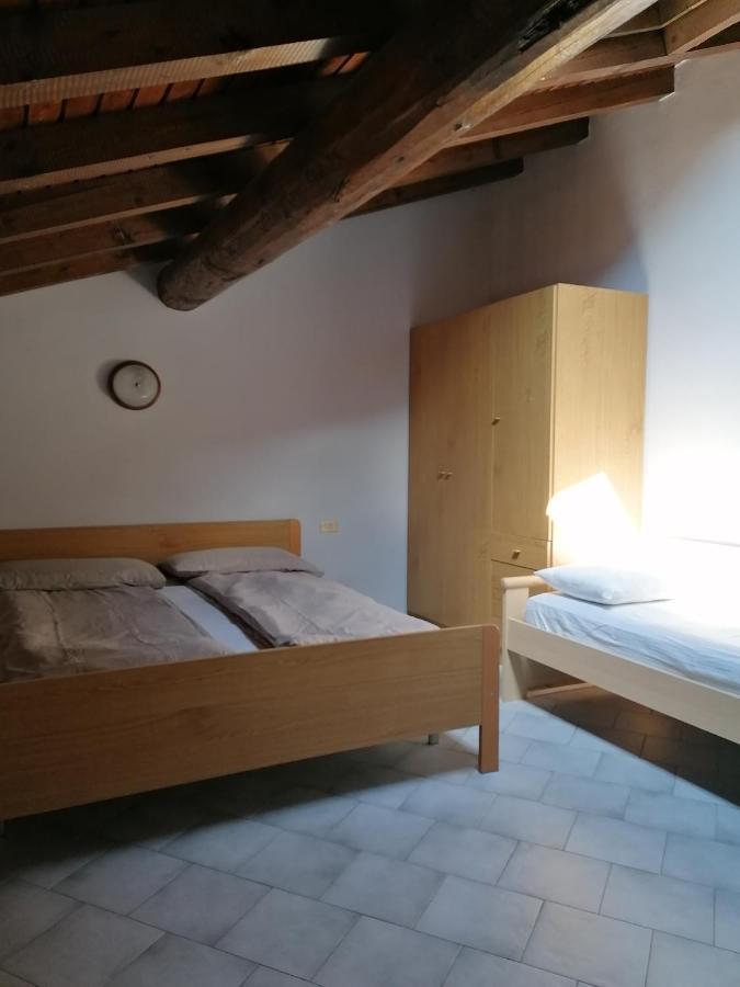 Casa Vacanze 'La Piazza' Villa Zone Екстериор снимка
