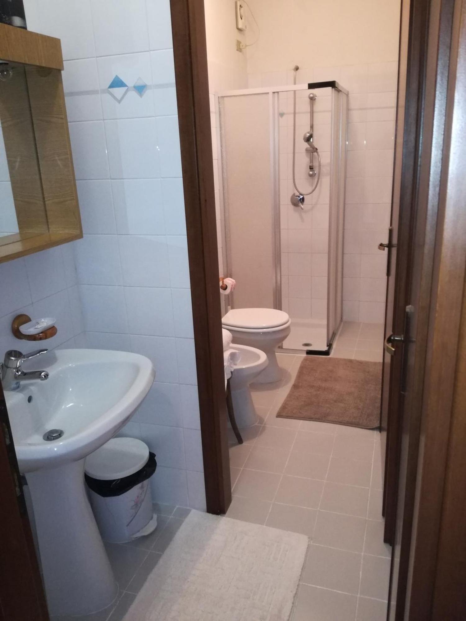 Casa Vacanze 'La Piazza' Villa Zone Екстериор снимка