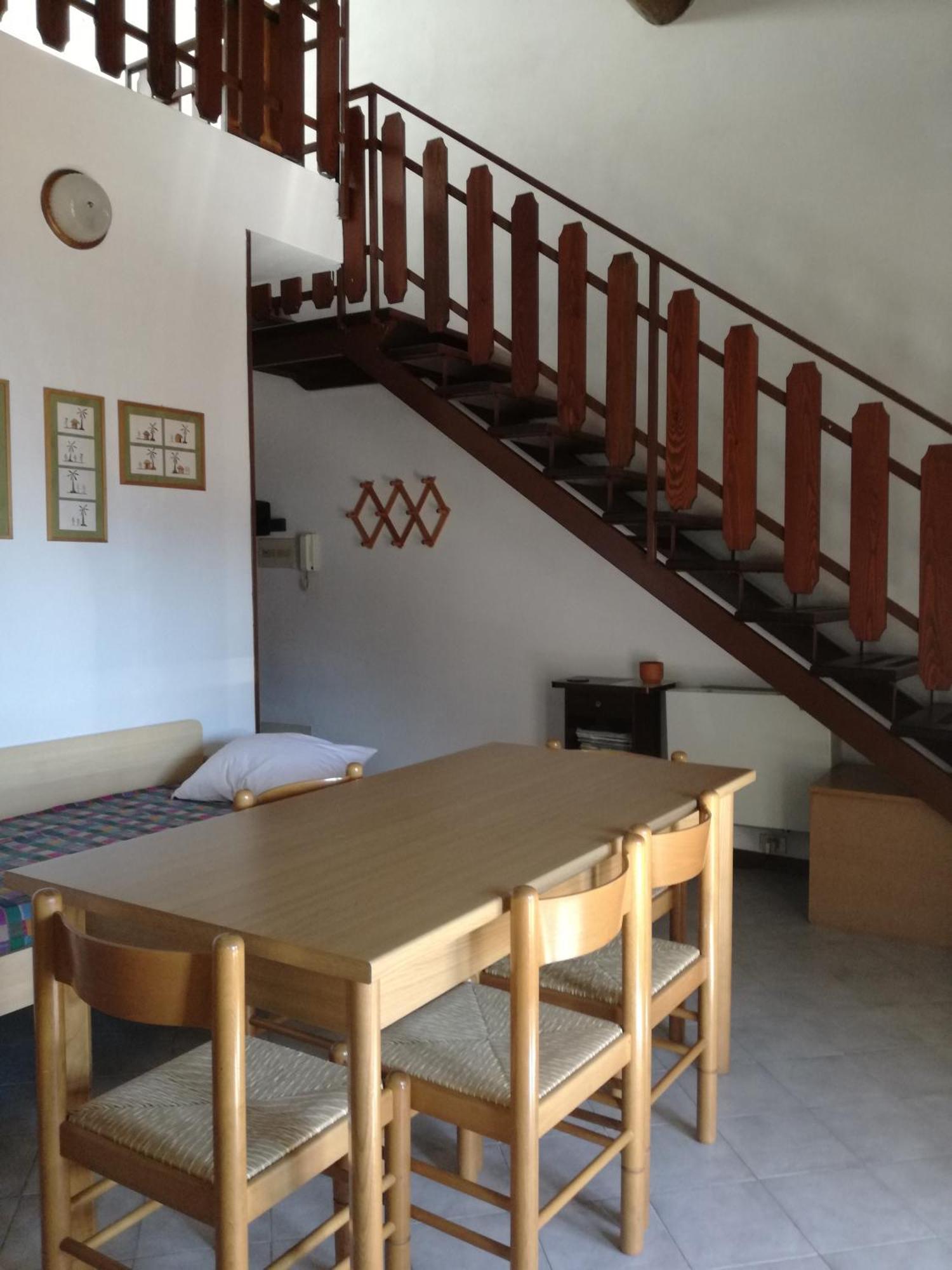 Casa Vacanze 'La Piazza' Villa Zone Екстериор снимка