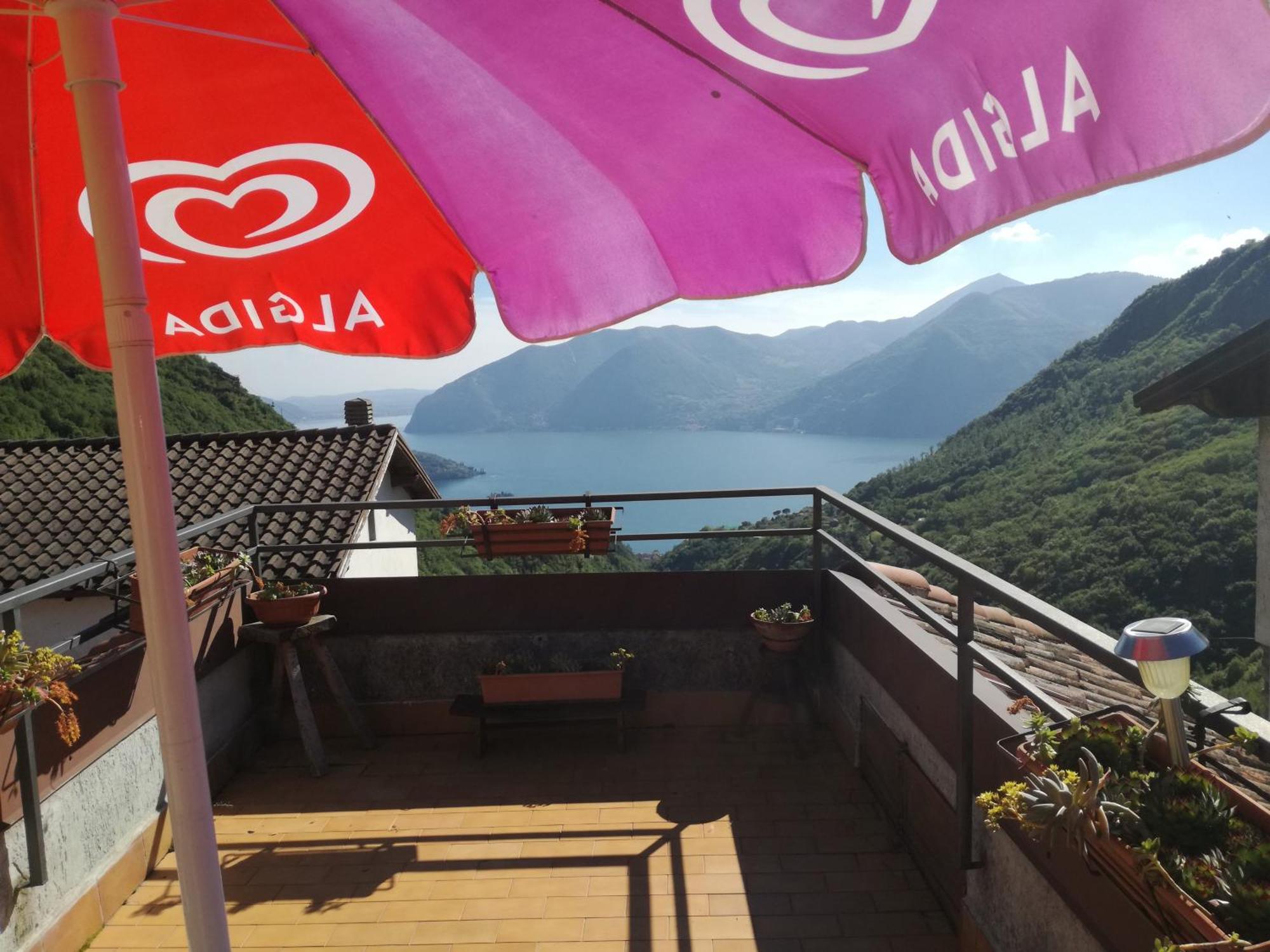 Casa Vacanze 'La Piazza' Villa Zone Екстериор снимка